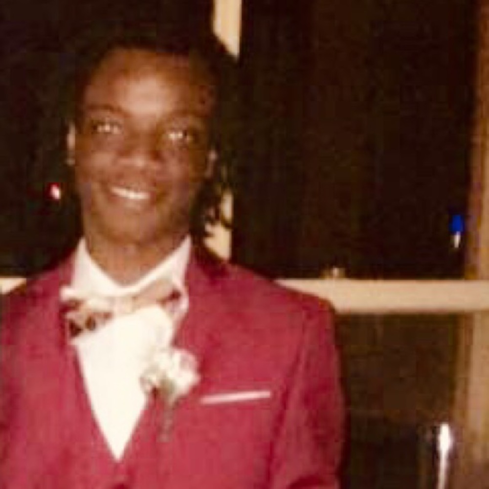 Meet your Posher, Angelo